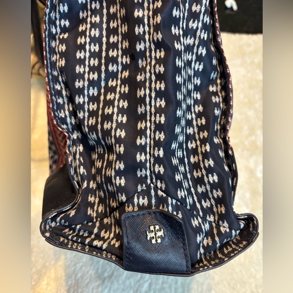 TORY BURCH “Ella” Blue/ Red Vertical Print Packable Nylon Tote - Picture 7 of 10